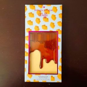 I ♡ revolution Waffle face pallette